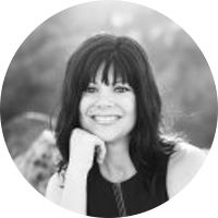 Alethea Lai de Venture Sotheby's Int'l Realty.
